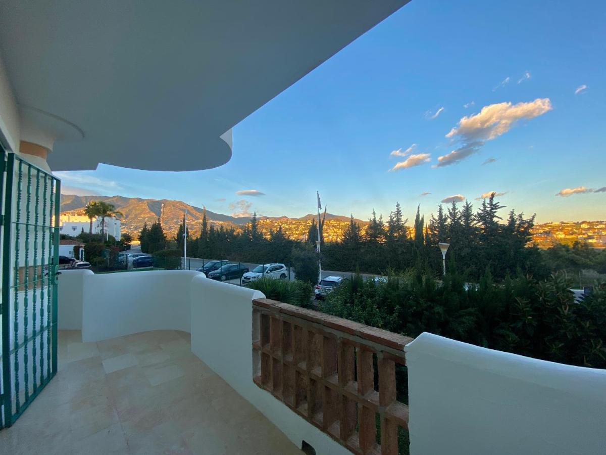 Matchroom Apartamento Con Piscina En Mijas Golf 丰希罗拉 外观 照片